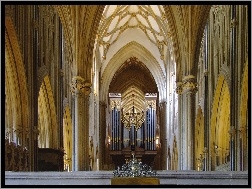 Organy, Kościół